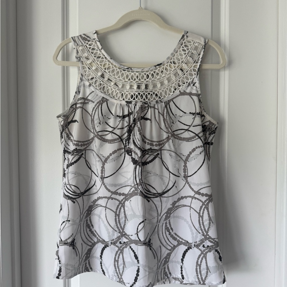 Banana Republic Gray and White Blouse